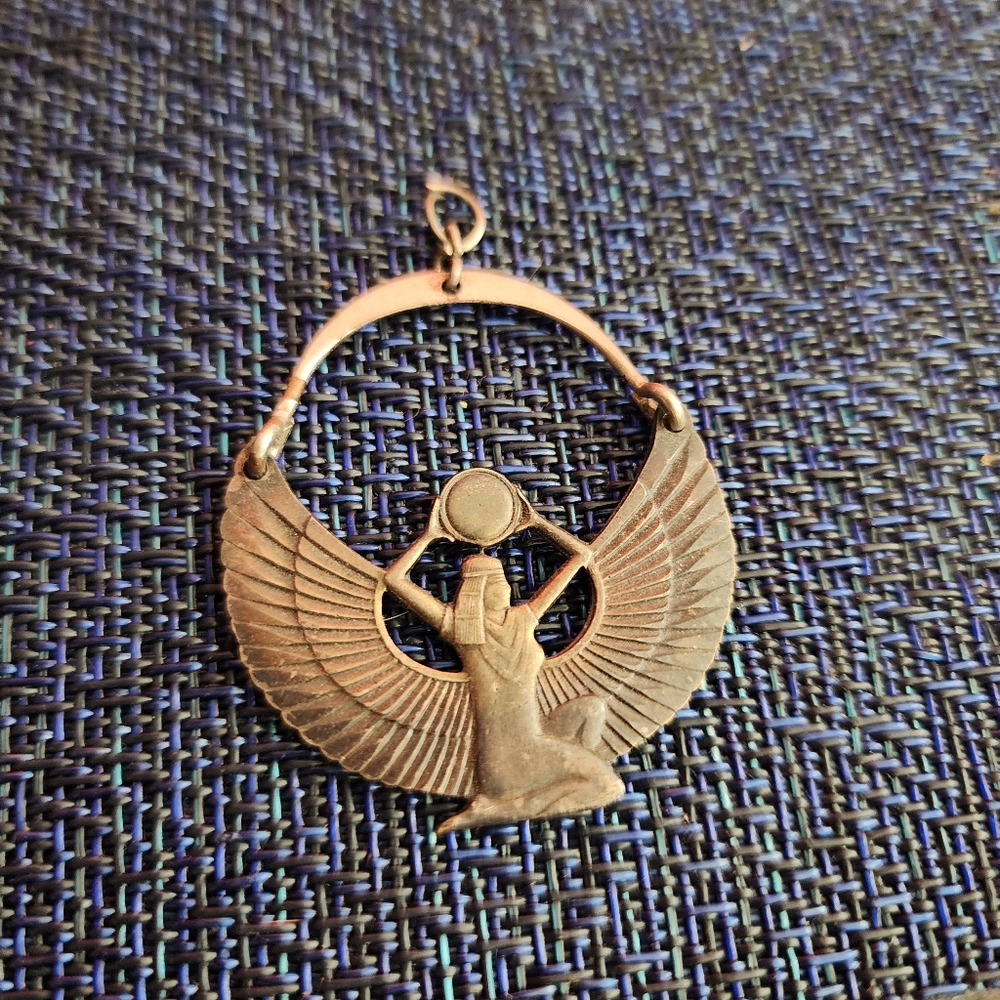 Beautiful Egyptian Isis Goddess Silver Tone Pendant